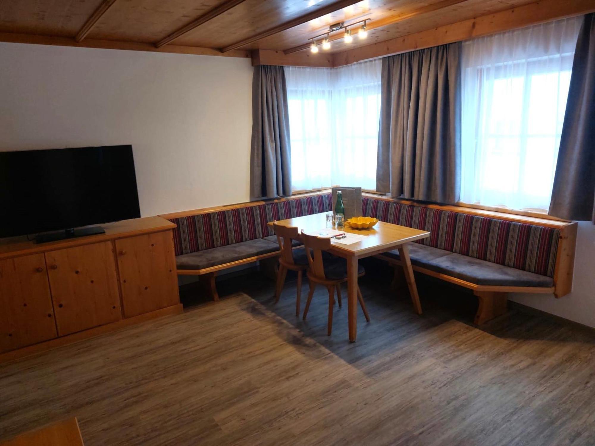 Haus Lenz Apartment Serfaus Ngoại thất bức ảnh